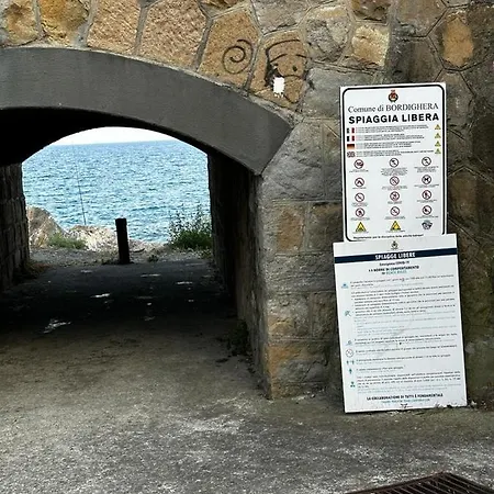 La Via Sul Mare *